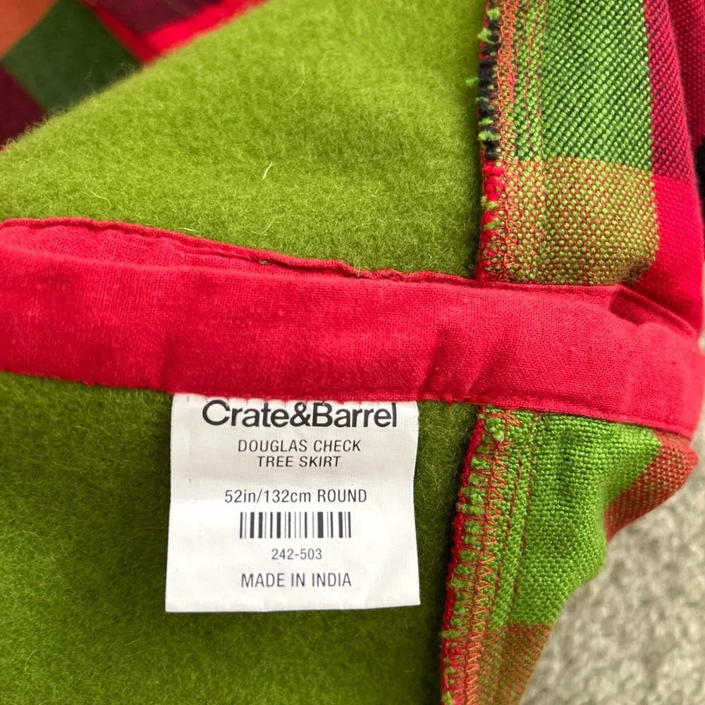 Crate&Barrel 52